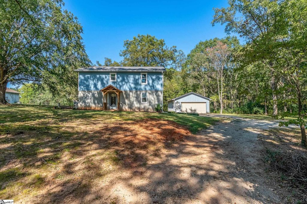 2840 Bramlett Church Road, Gray Court, SC 29645