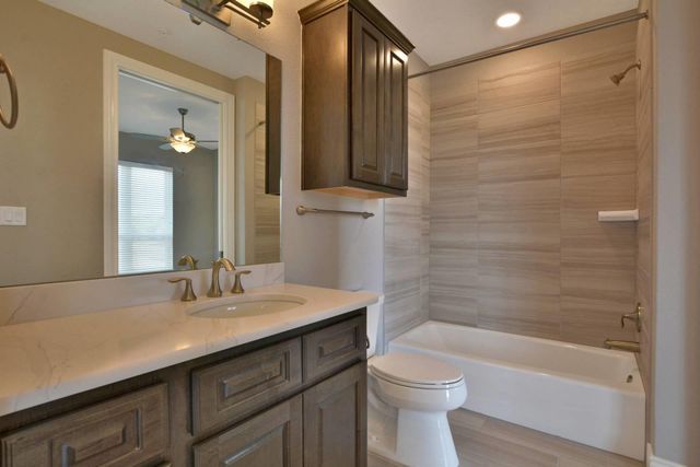 106 Bella Toscana Ave 3208, Austin, TX 78734