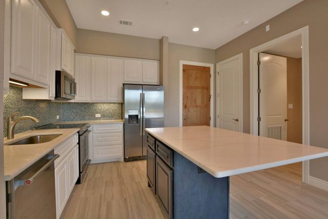 106 Bella Toscana Ave 3208, Austin, TX 78734