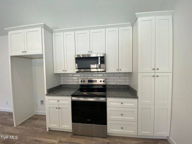 768 Gardenia Drive, Johnson City, TN 37615