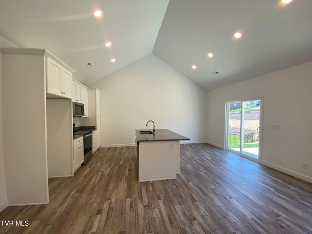 768 Gardenia Drive, Johnson City, TN 37615