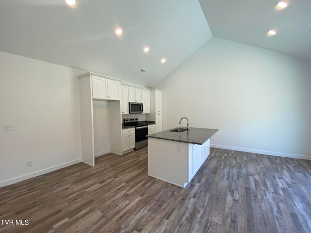 768 Gardenia Drive, Johnson City, TN 37615