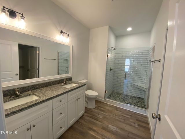 768 Gardenia Drive, Johnson City, TN 37615