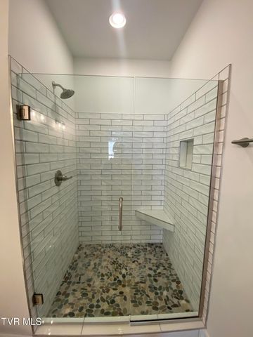 768 Gardenia Drive, Johnson City, TN 37615