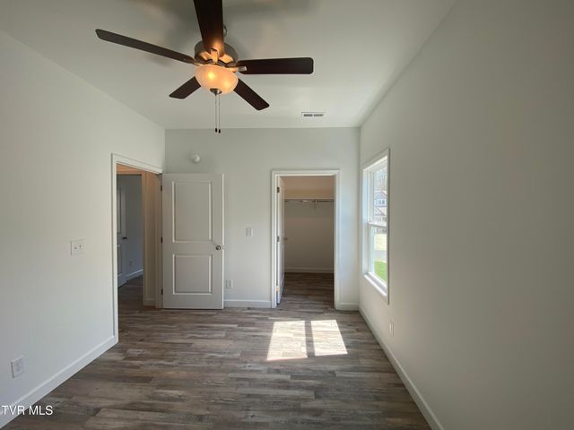 768 Gardenia Drive, Johnson City, TN 37615