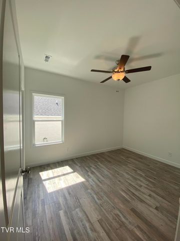 768 Gardenia Drive, Johnson City, TN 37615