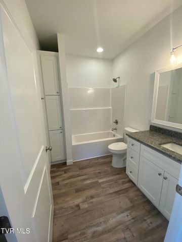 768 Gardenia Drive, Johnson City, TN 37615