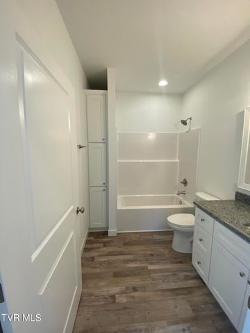 768 Gardenia Drive, Johnson City, TN 37615