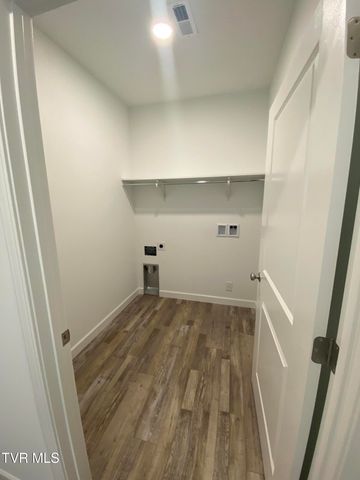 768 Gardenia Drive, Johnson City, TN 37615