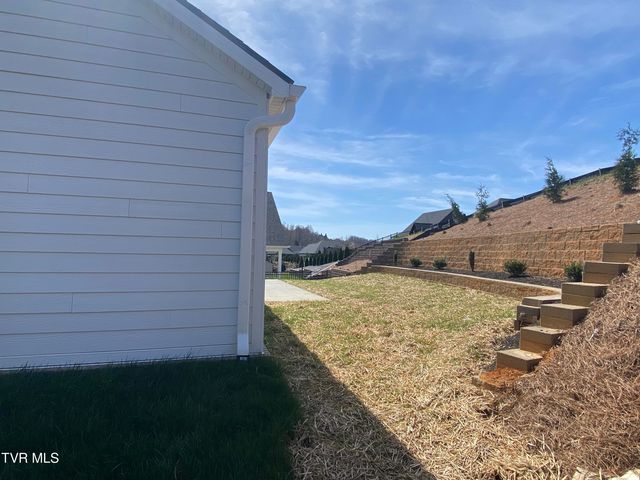 768 Gardenia Drive, Johnson City, TN 37615