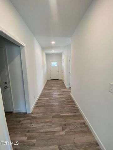 768 Gardenia Drive, Johnson City, TN 37615