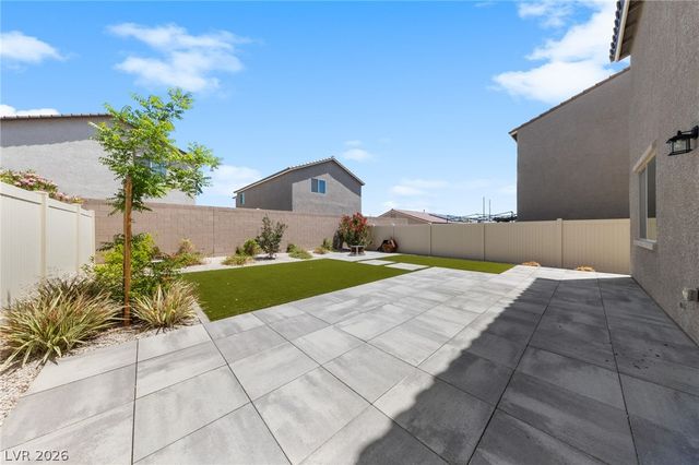 6922 Stone Cactus Street, North Las Vegas, NV 89086