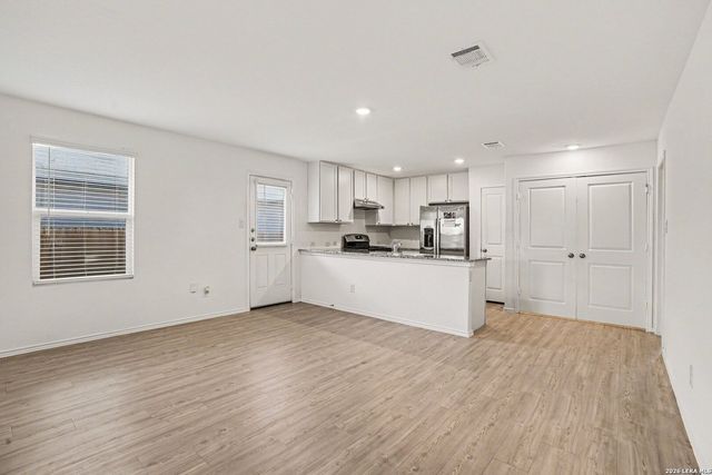 14060 WOOL PARK, San Antonio, TX 78252