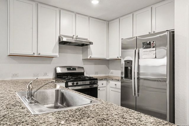 14060 WOOL PARK, San Antonio, TX 78252