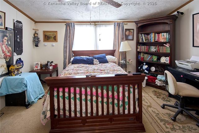 571 Robinson Hollow Road, Elkview, WV 25071