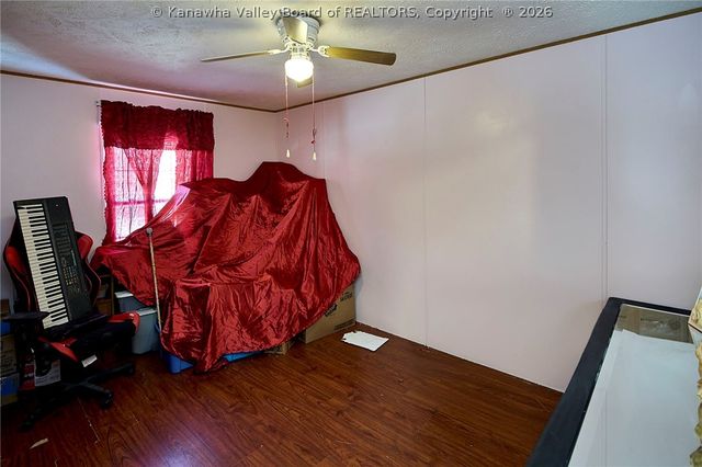 571 Robinson Hollow Road, Elkview, WV 25071