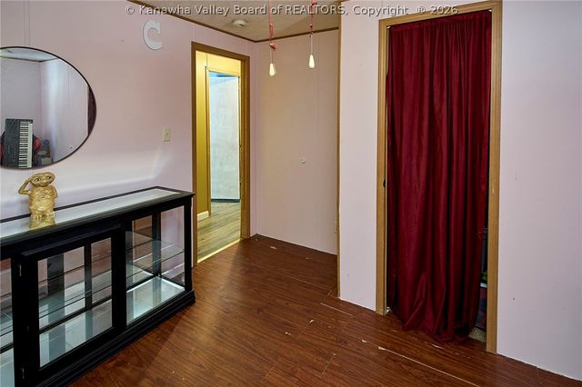 571 Robinson Hollow Road, Elkview, WV 25071