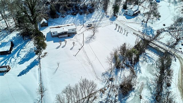 571 Robinson Hollow Road, Elkview, WV 25071