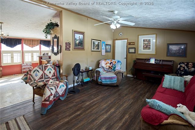 571 Robinson Hollow Road, Elkview, WV 25071