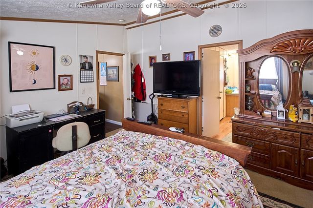 571 Robinson Hollow Road, Elkview, WV 25071