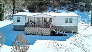 571 Robinson Hollow Road, Elkview, WV 25071