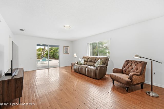 320 Harding Avenue, Cocoa Beach, FL 32931