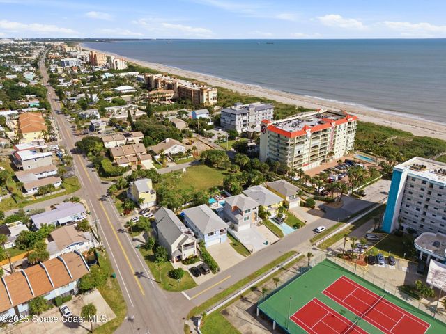 320 Harding Avenue, Cocoa Beach, FL 32931