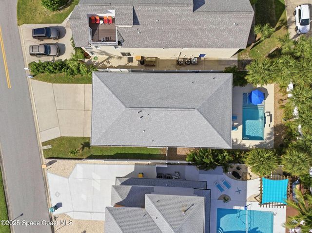 320 Harding Avenue, Cocoa Beach, FL 32931