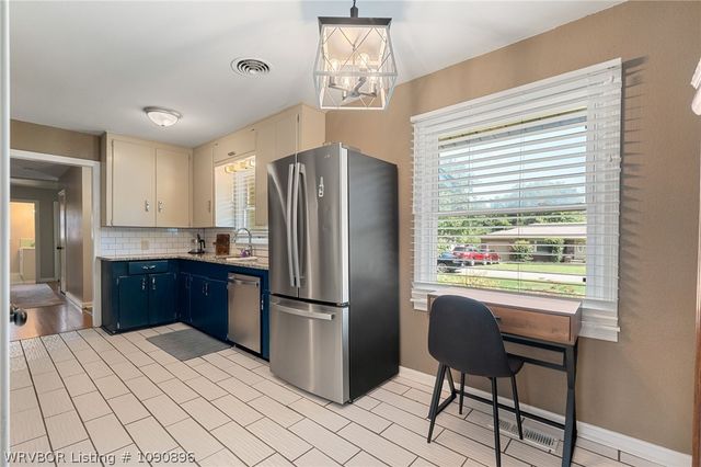 3708 S Carthage Street, Fort Smith, AR 72903