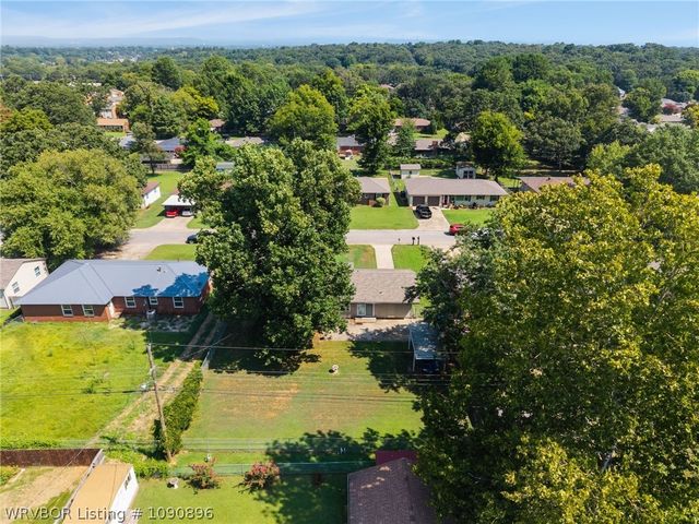 3708 S Carthage Street, Fort Smith, AR 72903