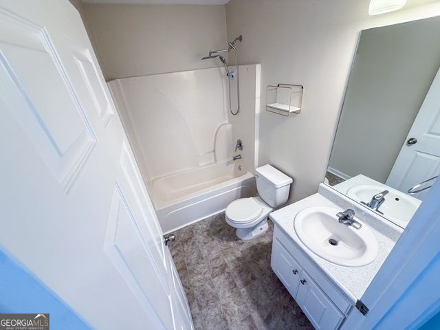 1119 Hummingbird Way, Winder, GA 30680