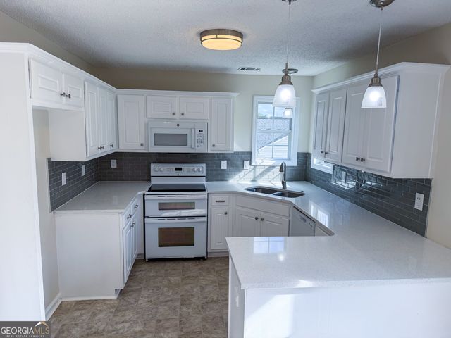 1119 Hummingbird Way, Winder, GA 30680