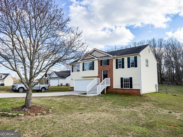 1119 Hummingbird Way, Winder, GA 30680