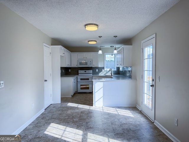 1119 Hummingbird Way, Winder, GA 30680