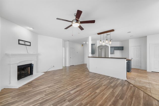 556 Caravan Drive, Fort Worth, TX 76131