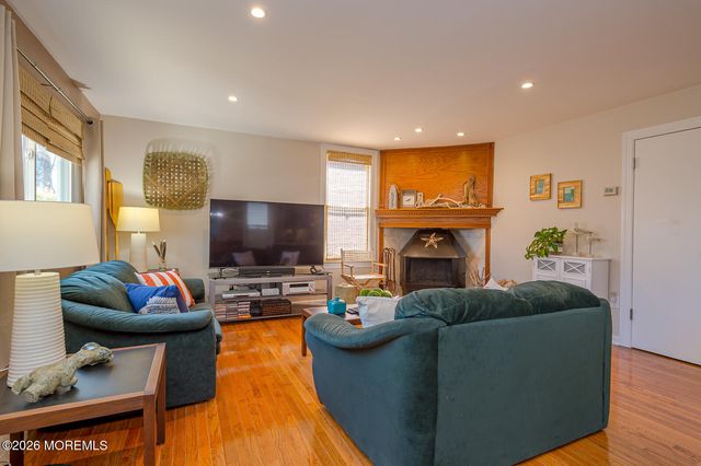 36 Ideal Avenue, Middletown, NJ 07748