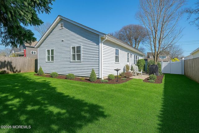 36 Ideal Avenue, Middletown, NJ 07748