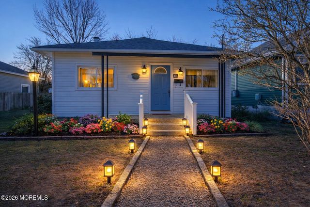 36 Ideal Avenue, Middletown, NJ 07748