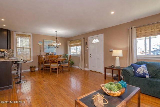 36 Ideal Avenue, Middletown, NJ 07748