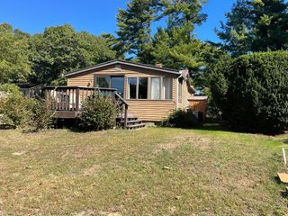 87 Highland Shore Dr 1, Wareham, MA 02571