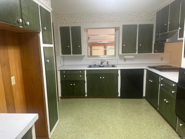 507 Lakeside, Camden, AR 71701