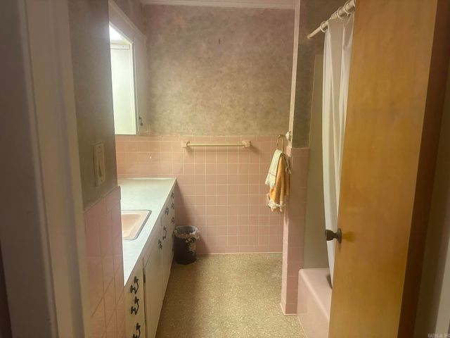 507 Lakeside, Camden, AR 71701