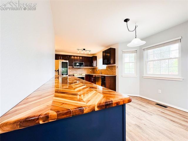 295 Pucket Circle, Colorado Springs, CO 80911