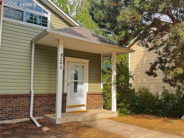295 Pucket Circle, Colorado Springs, CO 80911