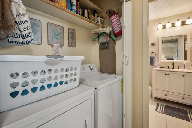 16507 Captain Kidd Road, Jamaica Beach, TX 77554