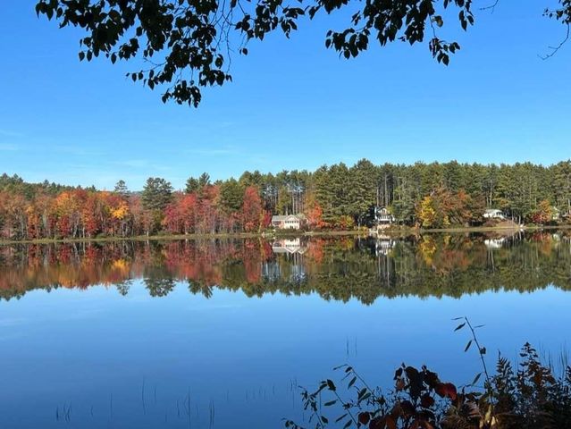215 Stocker Pond Road, Grantham, NH 03753