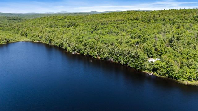 215 Stocker Pond Road, Grantham, NH 03753