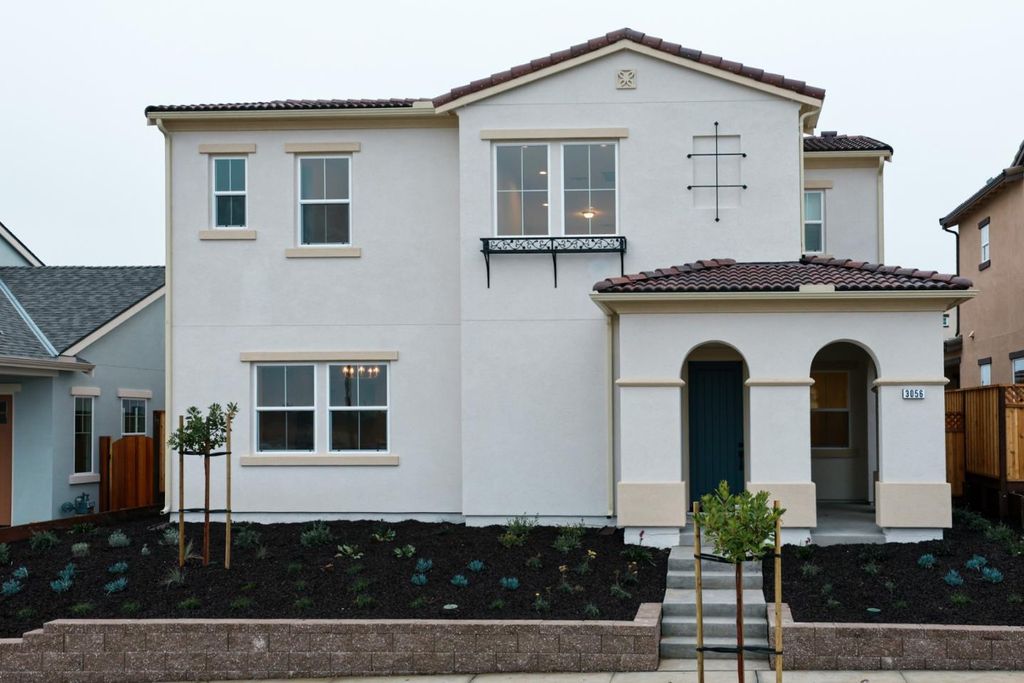 3056 El Capitan Drive, Marina, CA 93933