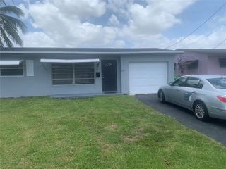 2761 NW 69th Ave, Sunrise, FL 33313