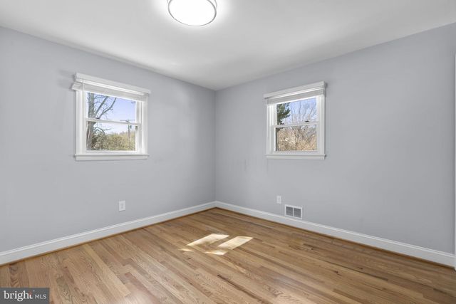 8721 SUSINI DR, Laurel, MD 20723